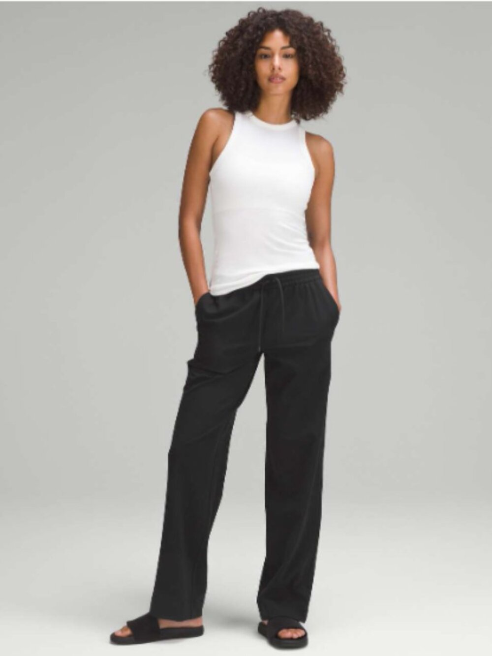 Lululemon Luxtreme Mid-Rise Straight Leg Trouser Black Size Medium